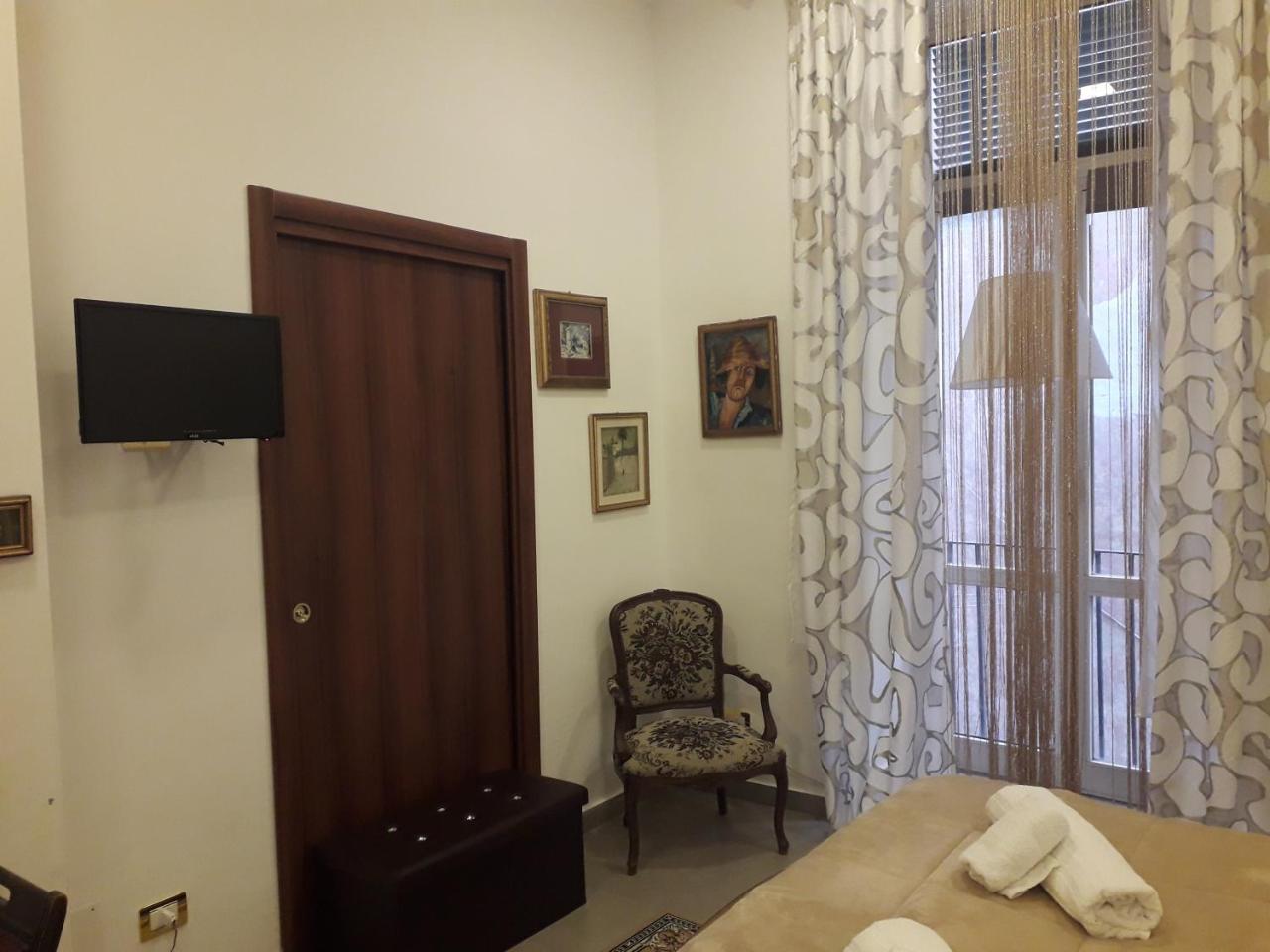 Room Don Carlo Νάπολη Εξωτερικό φωτογραφία